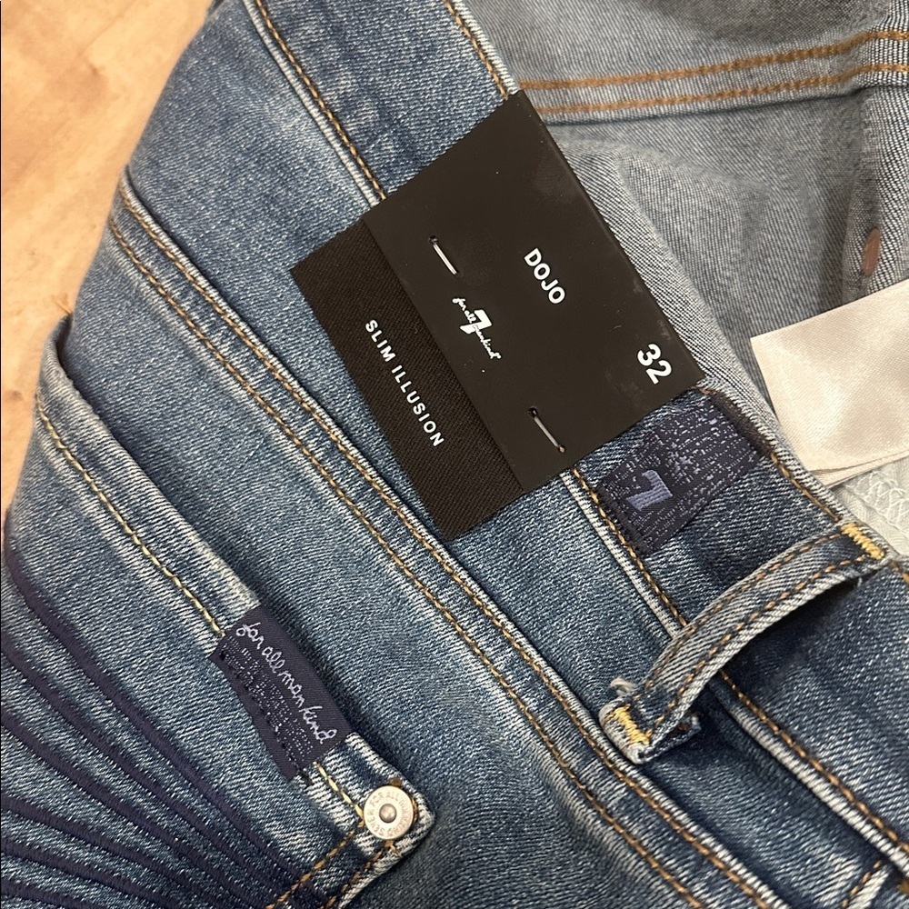 NWT 7 For All Mankind DOJO Flare Jeans Sz 32 - Picture 10 of 11